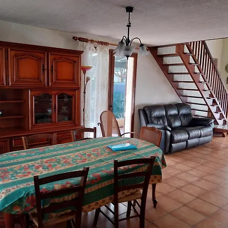 Maison Les Ormeaux Ferienhaus Savignac-les-Ormeaux